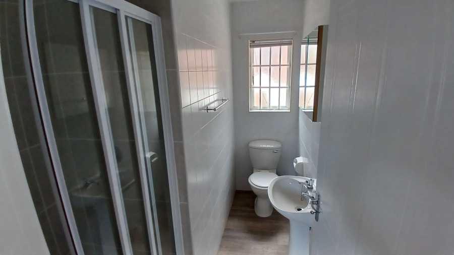 To Let 2 Bedroom Property for Rent in Lorraine Eastern Cape